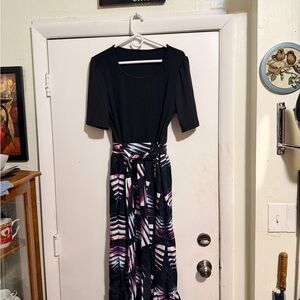 Elegant Black and Purple Patterned Dress